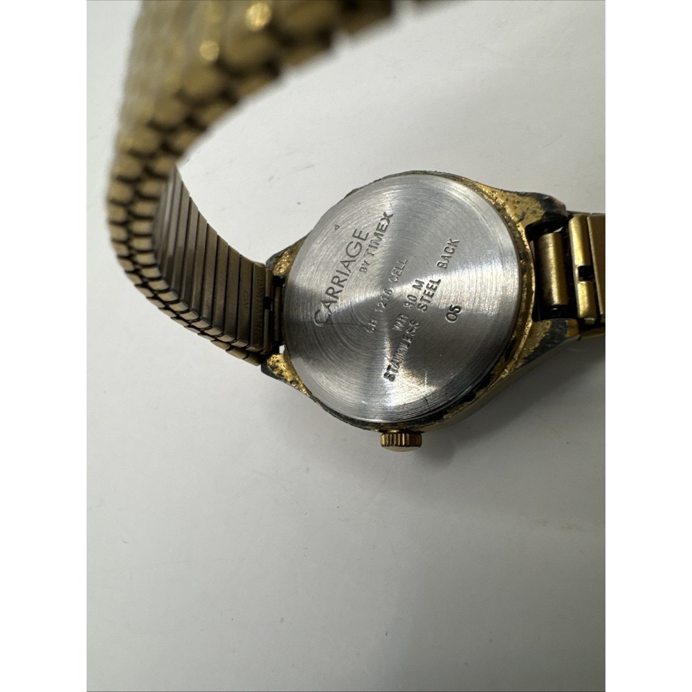 Vintage‎ Timex Carriage Watch, Gold-Tone, Stretch Band, Indiglo, WR 30M - Picture 5 of 5